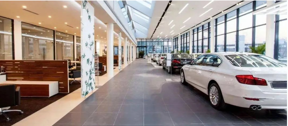 高美助力汽車(chē)4S店面形象維護(hù)