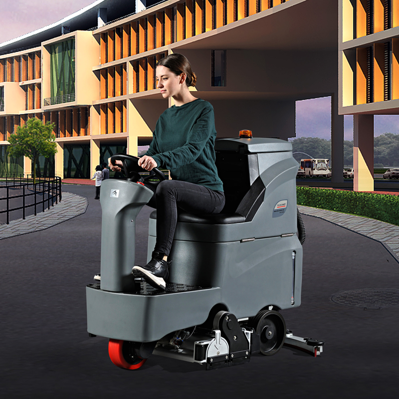 洗地機(jī)是現(xiàn)代化社會(huì)清潔行業(yè)的拍檔