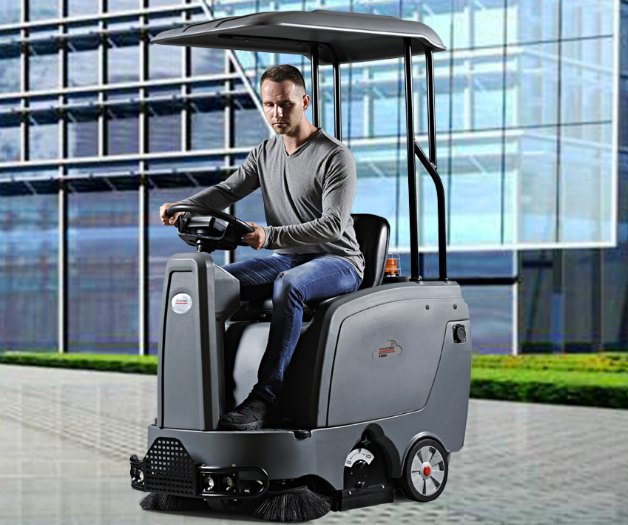 小型環(huán)保電動(dòng)掃地車