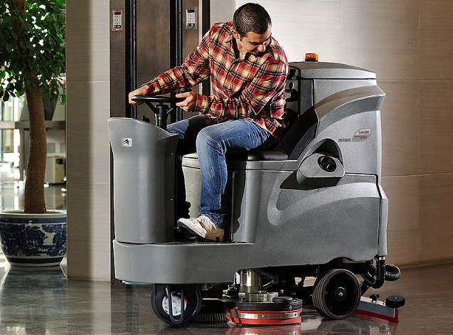 車庫(kù)用什么清潔車好