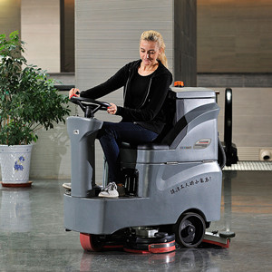 手推式全自動洗地機價格是多少？清潔效果怎么樣？適合哪些場所使用？